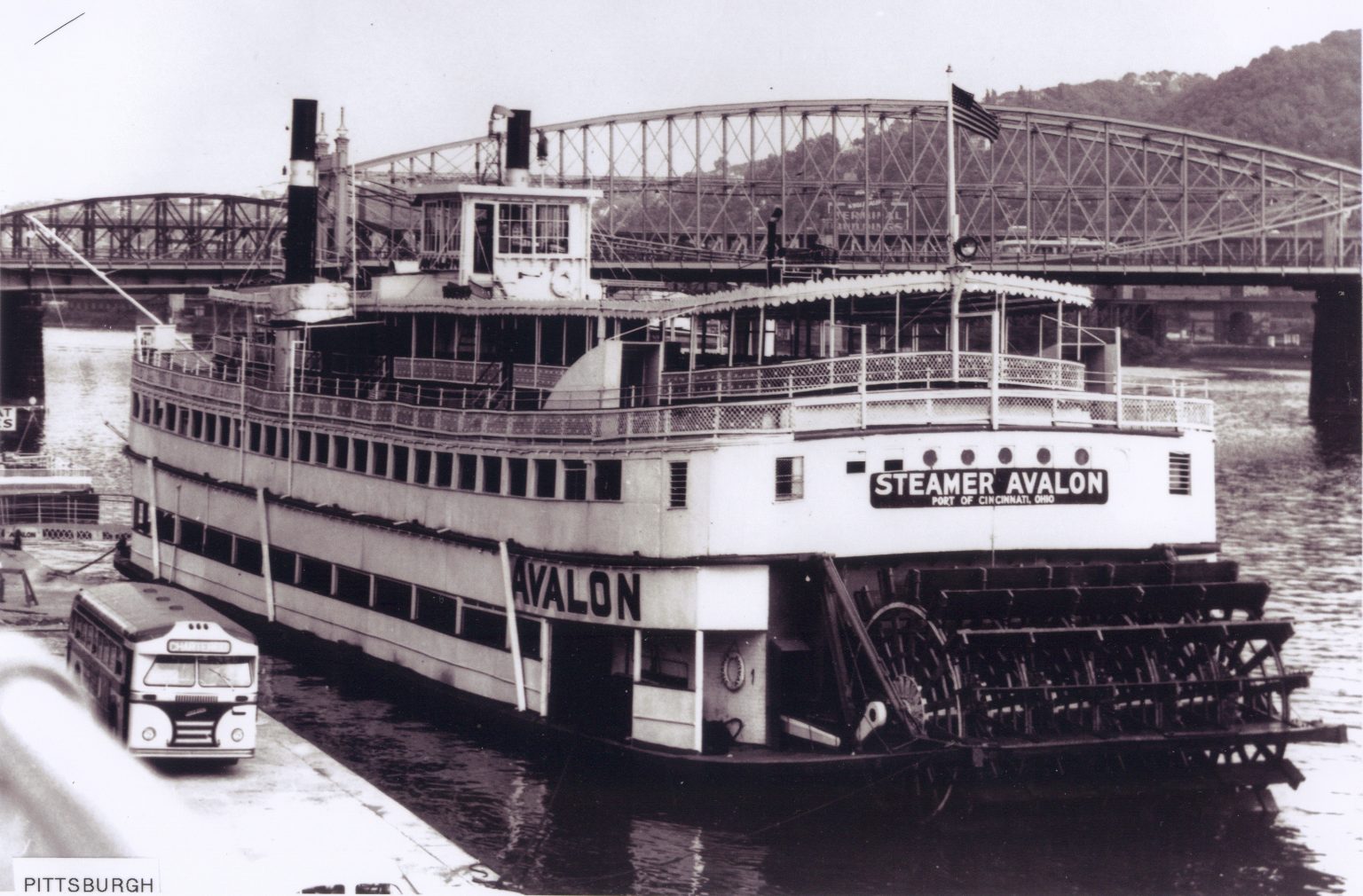 history of riverboats